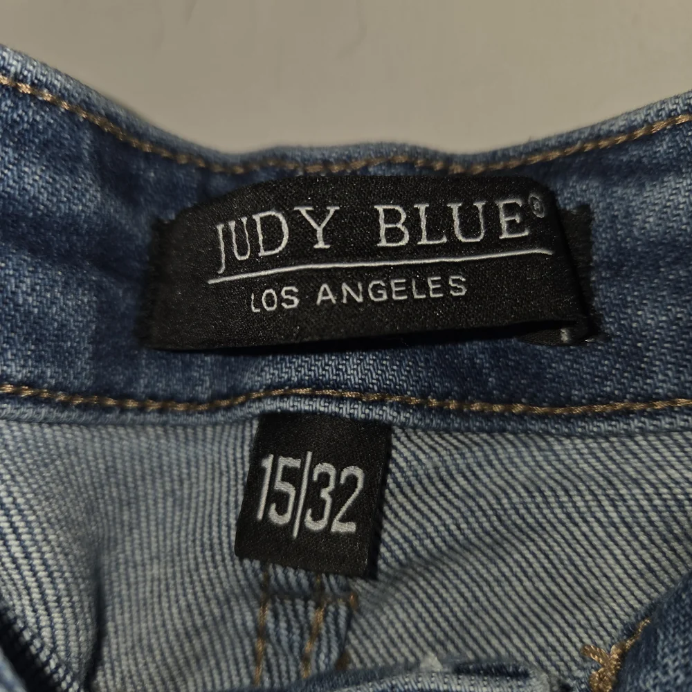 Judy Blue Denim Cargo Pants Jeans Women's Size 15/32 - Picture 2 of 3